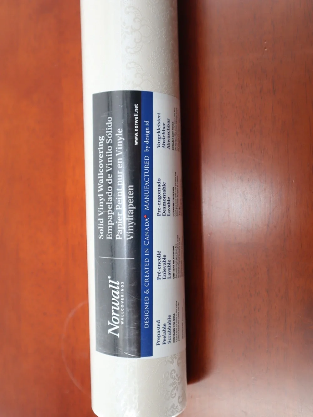 Norwall Solid Vinyl Wallcovering Roll in White